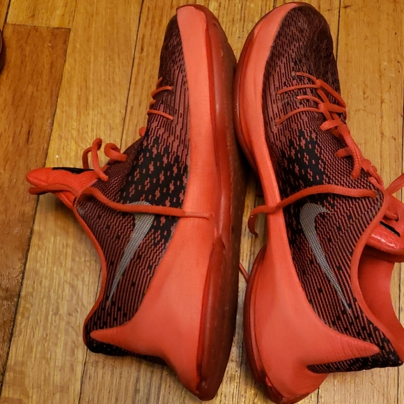 Nike Shoes Better World Running Shoes Size 6Y - Picture 4 of 8